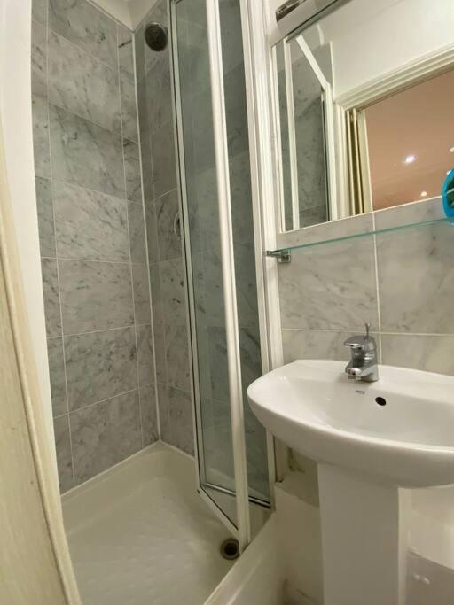 F2- Basement Studio Fits 1 Near Paddington Лондон Экстерьер фото